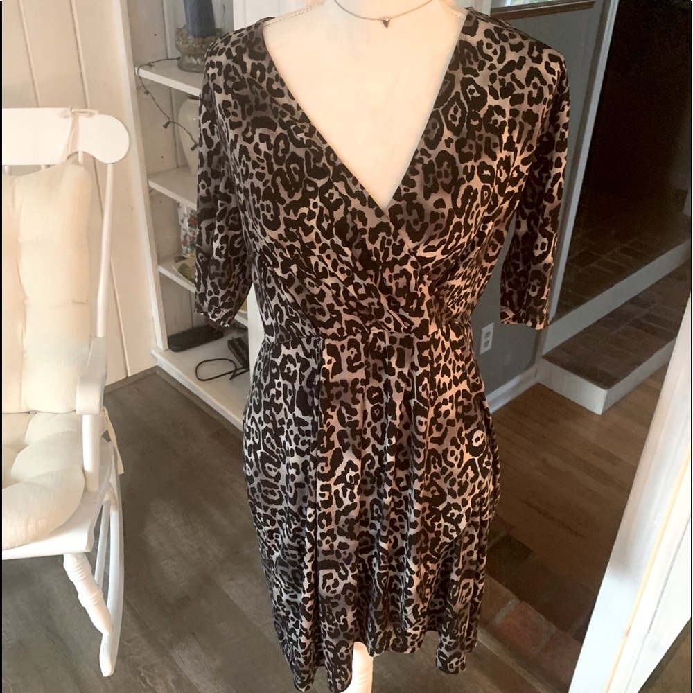 APT 9 Faux Wrap V-Neck Animal Print Dress L